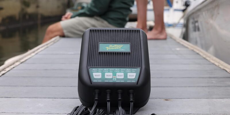 Battery Tender 4-Bank On-Board Battery Charger Review