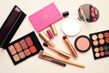 5 Best Makeup Kits for Beginners: Your Ultimate Guide to Flawless Beauty